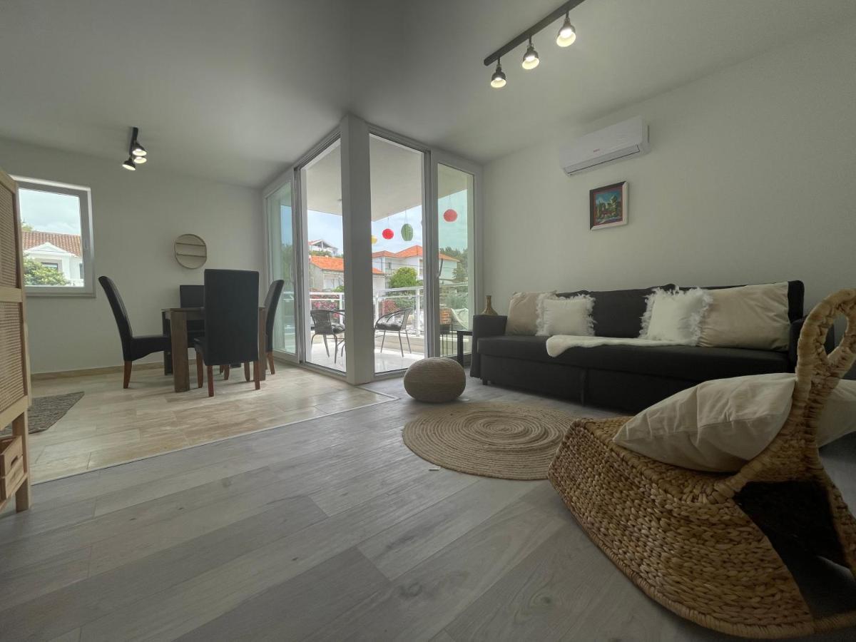 Vila Regina Apartment Paloma With Swimming Pool Jezera Dış mekan fotoğraf